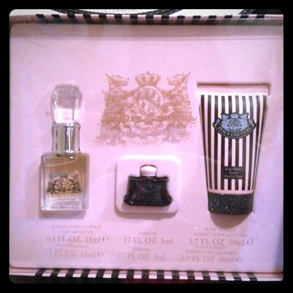 Juicy couture perfume set