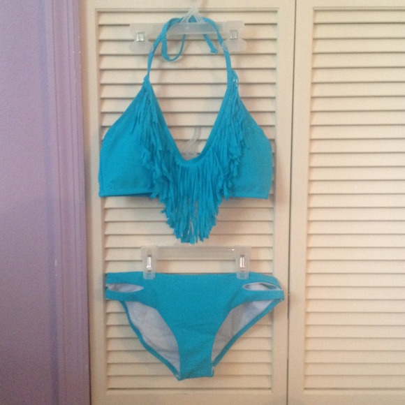 ❌SOLD❌in bundle! Turquoise Fringe Bikini! - Picture 4 of 4