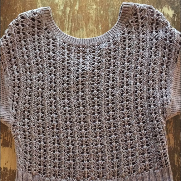 🎀Beautiful u back sweater - Picture 2 of 3