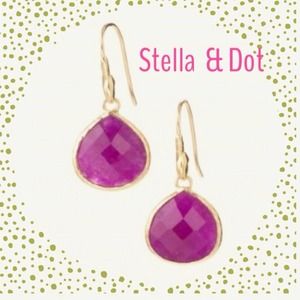 Stella and dot earrings never worn!