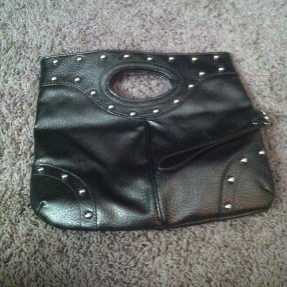 👑Silver studded clutch bag! 👑