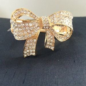 Gold Ribbon Bracelet With Rhinestones