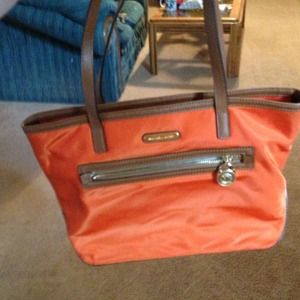 Michael kor purse new cute with tag