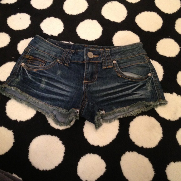 Almost Famous short denim shorts.