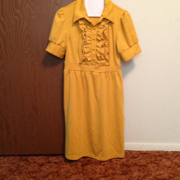 Mustard color dress!