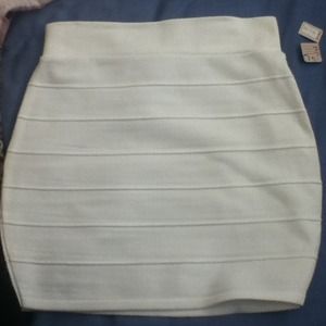 White pencil skirt