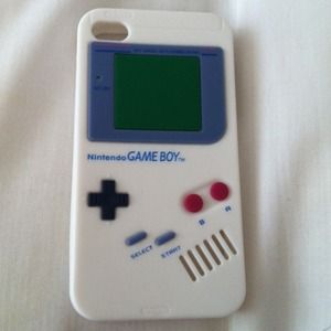 iPhone 4 or 4s gameboy case