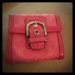 Coach pink wallet