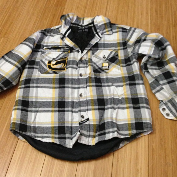 ❌SOLD❌Boys flannel.