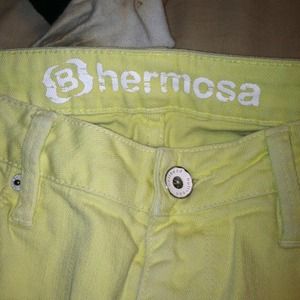 Yellow pacsun bullhead hermosa skinny jeans