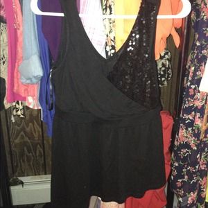 Brand new 2b bebe top!