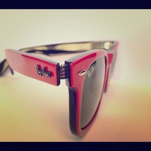 RAY BAN RB2140 955 RED/BLACK GREEN LENS 50mm