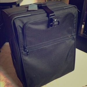 Tumi Alpha Wheeled 26" Expandable Medium Trip