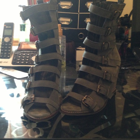 Gladiator shoes