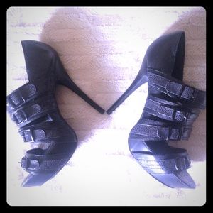 Matiko Shoes - Matiko Trix Heels Size 10 Matiko Shoes - Matiko Trix Heels Size 10
