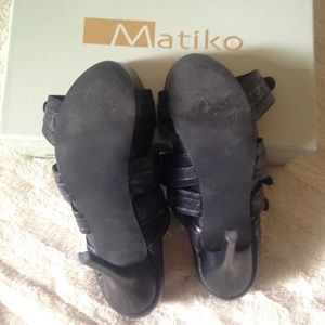 Matiko Shoes - Matiko Trix Heels Size 10 Matiko Shoes - Matiko Trix Heels Size 10