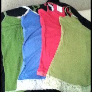 🎉🎉SOLD🎉🎉ABERCROMBIE & FITCH tenk tops