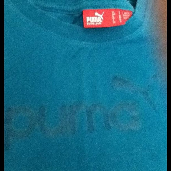 🎉🎉SOLD🎉🎉PUMA dark turquoise tea shirt