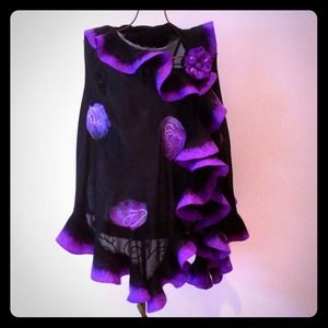 Silk- merino wool shawl, handcrafted.