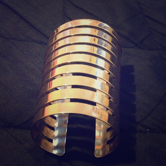 Bracelet (Gold)