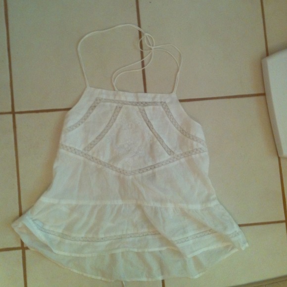 Pretty white camisole - Picture 1 of 1