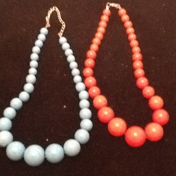 RED N BLUE NECKLACE BUNDLE FOR @smevan