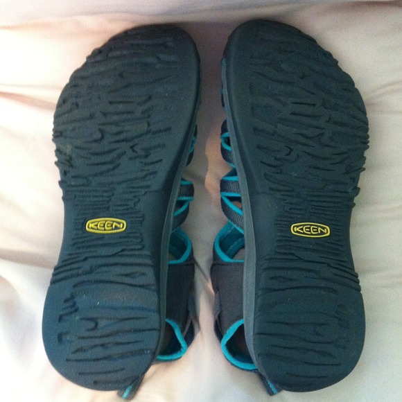 💥💲⬇💥Keen sandals! EUC! Gray & turquoise. - Picture 2 of 4