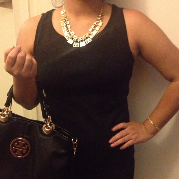 Ann Taylor Tops - Ann Taylor black top like new