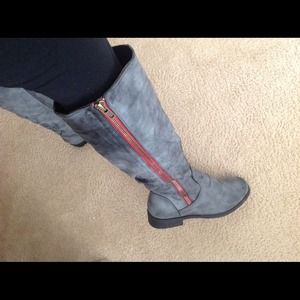 Nice Gray riding boots