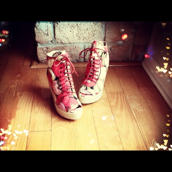 Pastel Pink Floral Fruit & Feline Wedge Booties