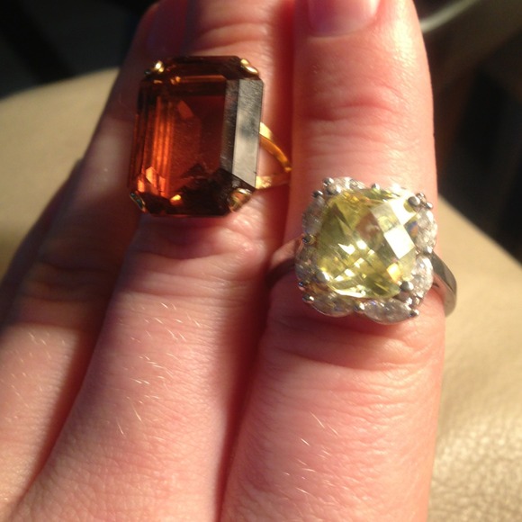 Take one or take both! Just cute fun rings!