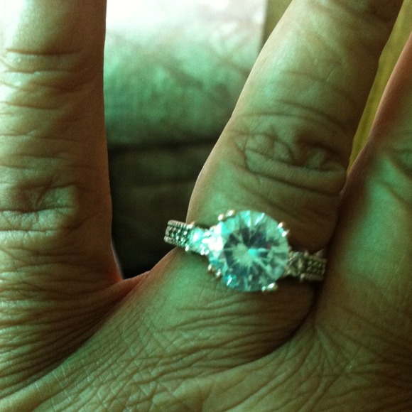 Costume jewelry ring