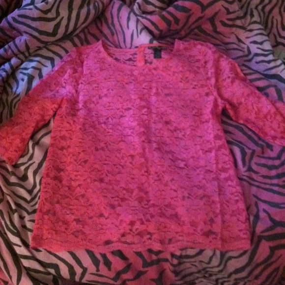 Pink lace courter sleeve top