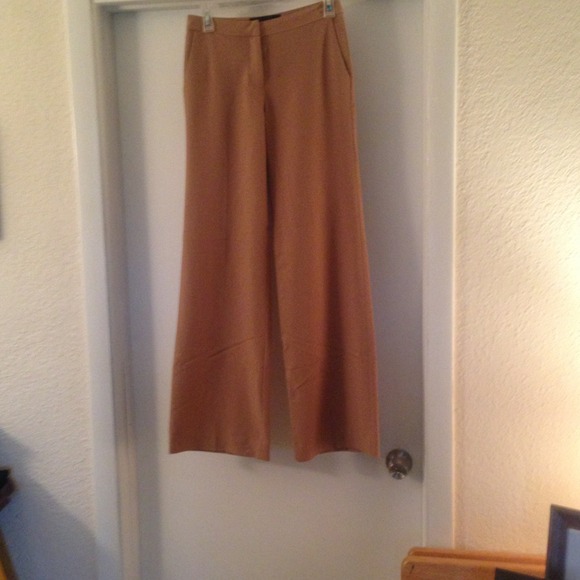Kardashian Kollection dark khaki pant