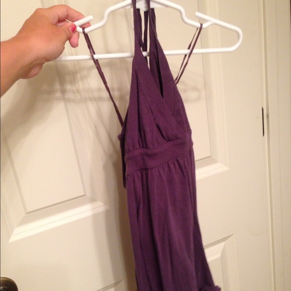 Plum halter top - Picture 1 of 2