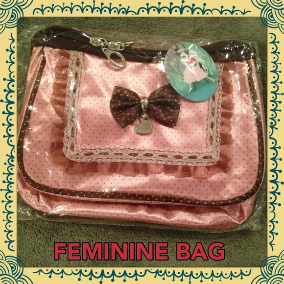 🎀NWT🎀 FREE WITH $45 PURCHASE FEMININE BAG