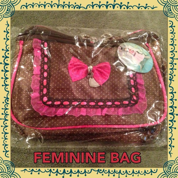 🎀NWT🎀 FREE WITH $45 PURCHASE FEMININE BAG