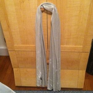 🚫BUNDLED🚫Silver shawl