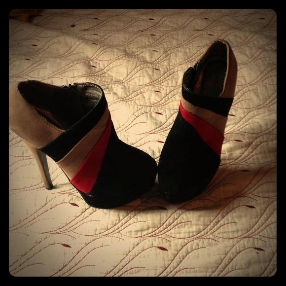 Brown red black heels