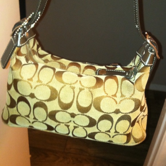 Coach purse SOLD