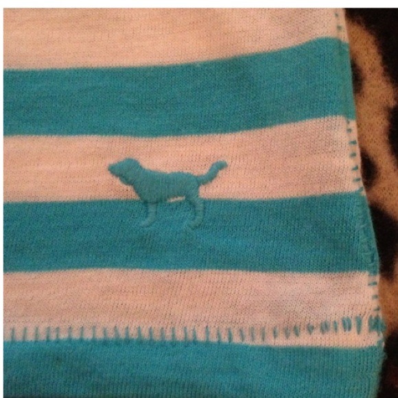 VICTORIAS SECRET TANK TOP - Picture 2 of 2