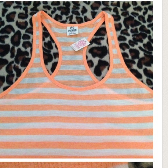 VICTORIAS SECRET TANK TOP