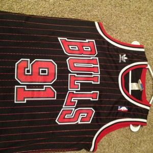 Chicago Bulls hardwood classic Rodman jersey.