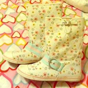 aldo floral cotton boots