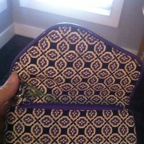Sold in bundle - Picture 2 of 4