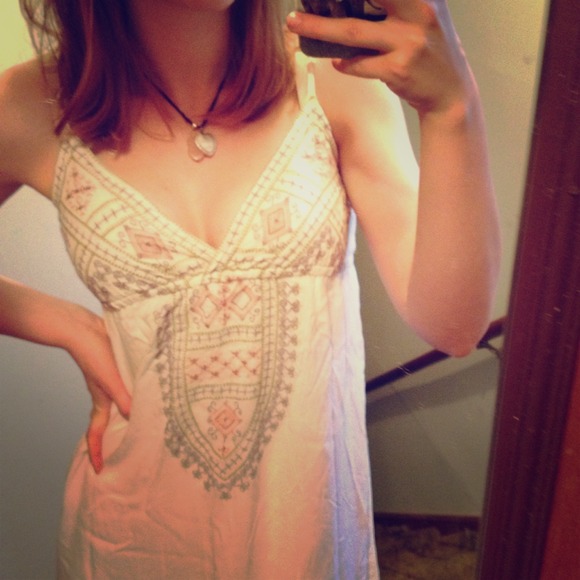 🚨REDUCED PRICE🚨Light Aztec style maxi dress from