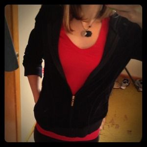 🚨REDUCED PRICE🚨Black Victoria's Secret hoodie