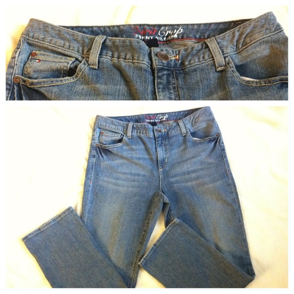 SOLD ❤Tommy Hilfiger Blue Jeans❤