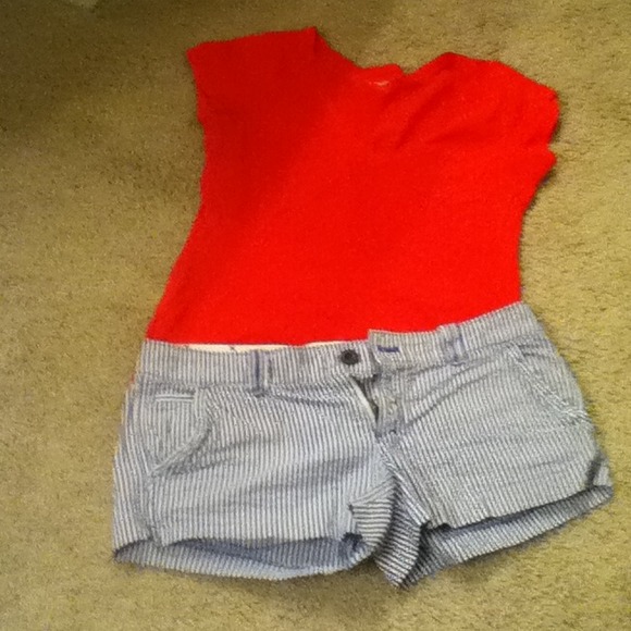 American eagle shorts and brown bakers boots