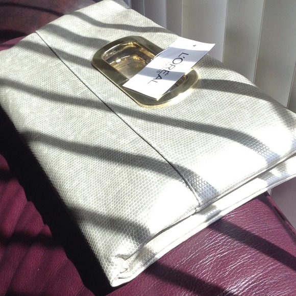 👛 very beautiful clutch👛